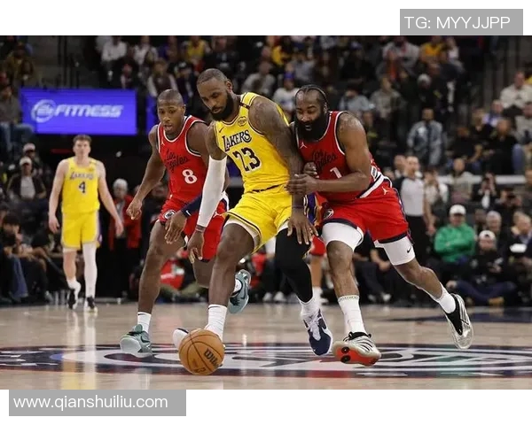 湖人队冲击六连胜！詹姆斯领衔NBA常规赛湖人vs火箭前瞻