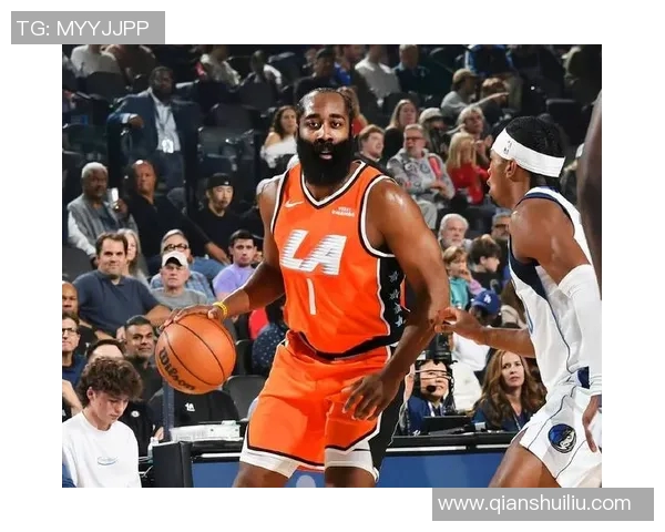 快船110-114不敌独行侠，哈登赛后坦言“我不知道”，快船前景堪忧